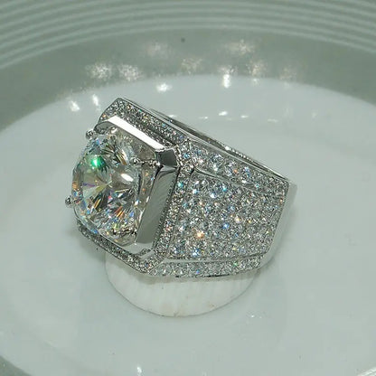 Flashy Square Diamond Ring